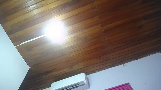 KOURTNEY-- online show from 7, 10, 2025