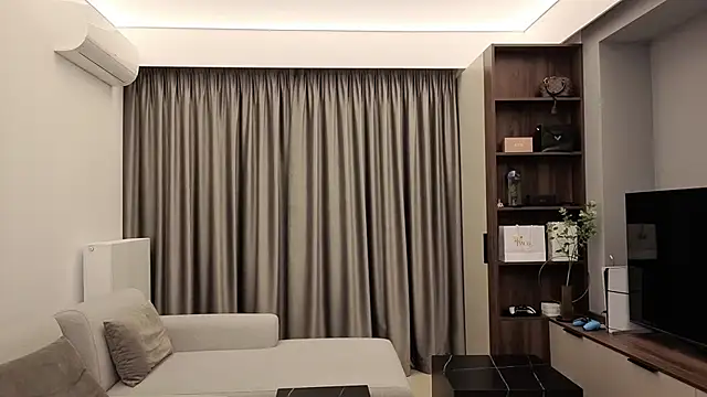 Snapshot of IrisNoire chatting on 24, 2, 2026 IrisNoire online show from 24, 2, 2026