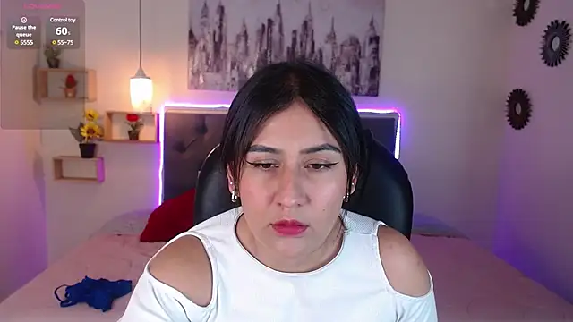 mia aira online show from 30, 12, 2024