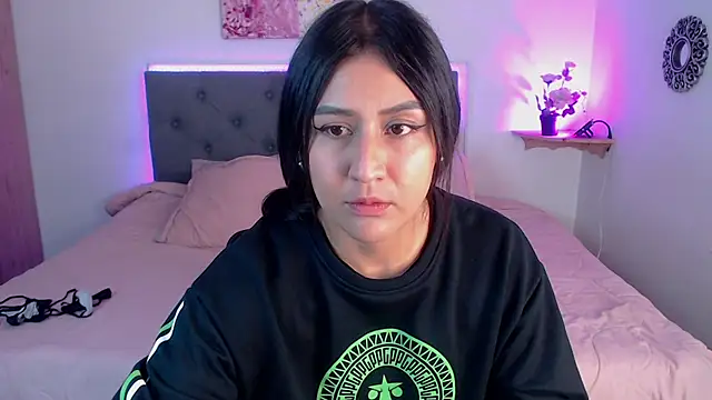 mia aira online show from 9, 2, 2025