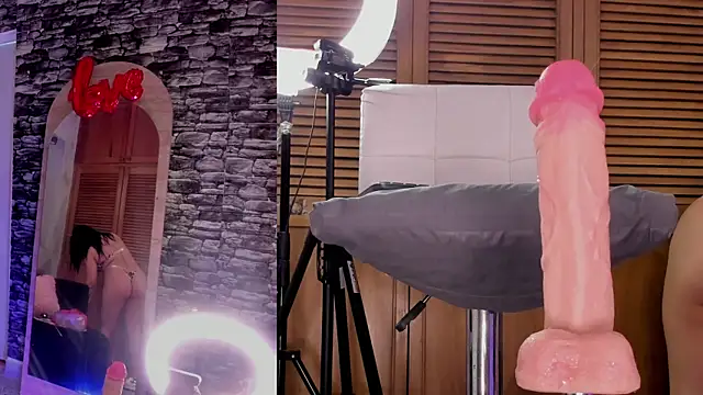 zoe backer online show from 2, 10, 2025