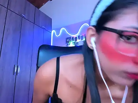 Snapshot of _ALLYSON18_ chatting on 17, 1, 2025  ALLYSON18  online show from 17, 1, 2025