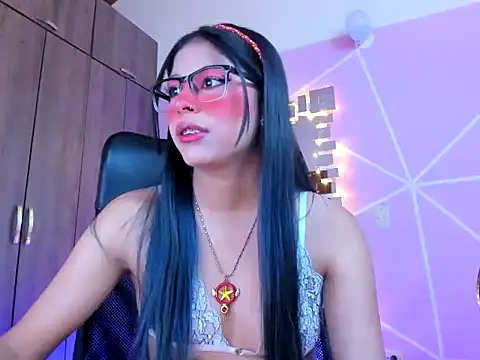 Snapshot of _ALLYSON18_ chatting on 19, 3, 2025  ALLYSON18  online show from 19, 3, 2025