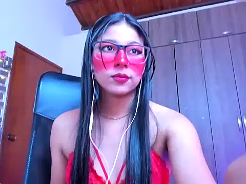 Snapshot of _ALLYSON18_ chatting on 26, 9, 2025  ALLYSON18  online show from 26, 9, 2025