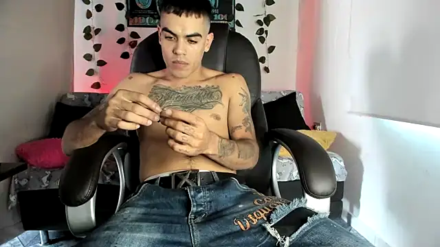 mikee scooth online show from 20, 9, 2025