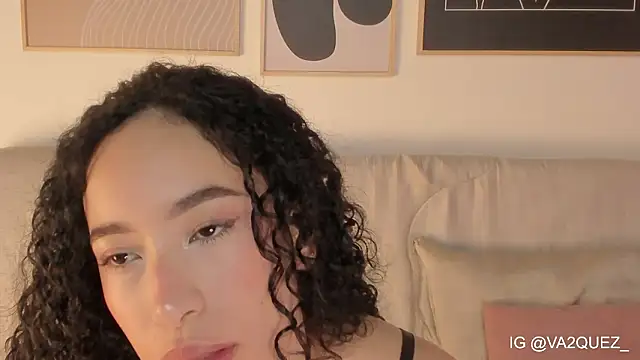 Heyloreley online show from 18, 2, 2026