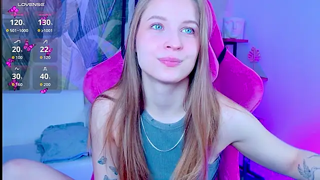 CuteMousee online show from 3, 3, 2026