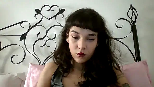 kimmykink online show from 2, 10, 2025