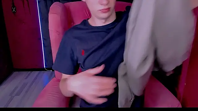 LukeSweet online show from 3, 2, 2026