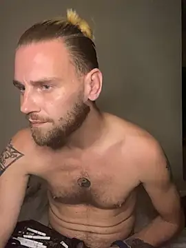 Snapshot of Danjamez1892 chatting on 2, 2, 2025 Danjamez1892 online show from 2, 2, 2025