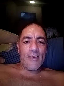 Snapshot of ELMOTHEFUCKER69 chatting on 15, 9, 2025 ELMOTHEFUCKER69 online show from 15, 9, 2025