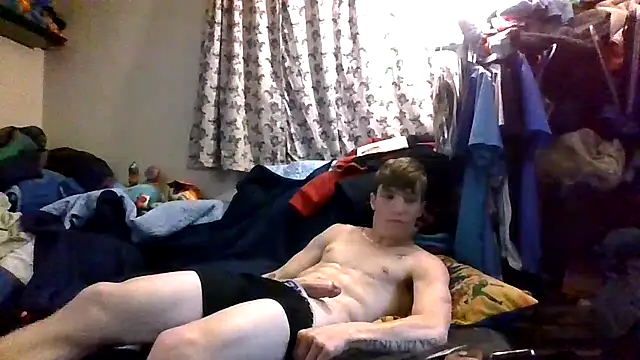 Snapshot of snakers32 chatting on 10, 1, 2025 snakers32 online show from 10, 1, 2025