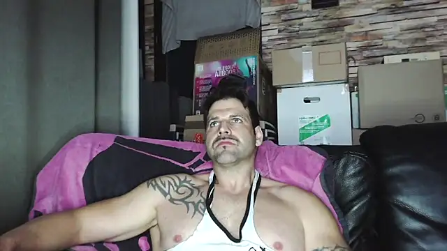 Snapshot of XxBigboybandxX chatting on 7, 3, 2026 XxBigboybandxX online show from 7, 3, 2026