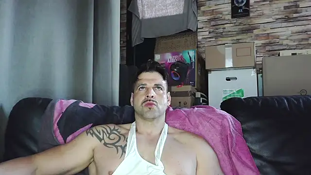 Snapshot of XxBigboybandxX chatting on 17, 3, 2026 XxBigboybandxX online show from 17, 3, 2026