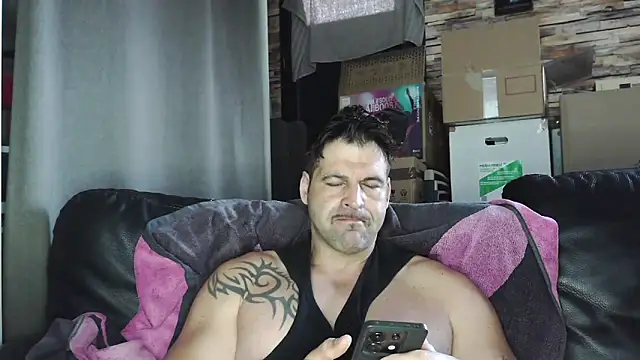 Snapshot of XxBigboybandxX chatting on 22, 3, 2026 XxBigboybandxX online show from 22, 3, 2026