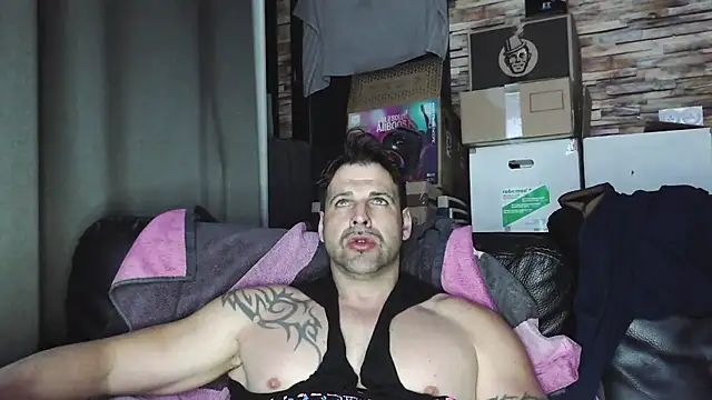 Snapshot of XxBigboybandxX chatting on 26, 3, 2026 XxBigboybandxX online show from 26, 3, 2026