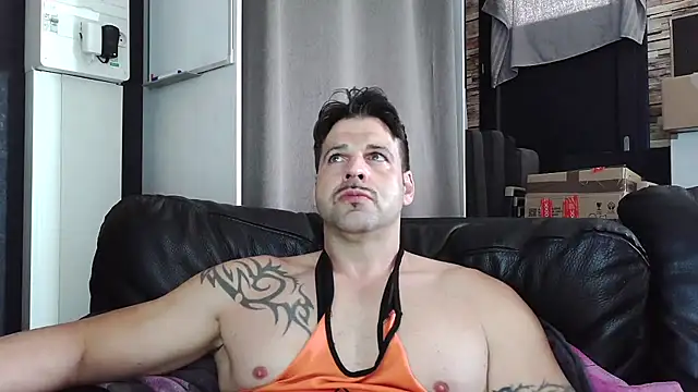 Snapshot of XxBigboybandxX chatting on 29, 3, 2026 XxBigboybandxX online show from 29, 3, 2026