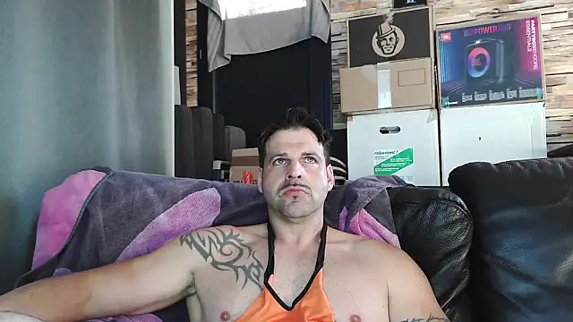 Snapshot of XxBigboybandxX chatting on 31, 3, 2026 XxBigboybandxX online show from 31, 3, 2026