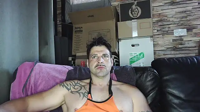 Snapshot of XxBigboybandxX chatting on 7, 4, 2026 XxBigboybandxX online show from 7, 4, 2026