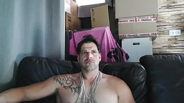 XxBigboybandxX online show from 28, 5, 2026