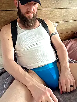 Snapshot of Icebearsticlese chatting on 12, 2, 2026 Icebearsticlese online show from 12, 2, 2026