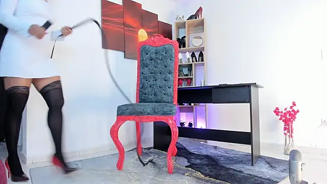 Snapshot of Lia_Copper chatting on 5, 3, 2025 Lia Copper online show from 5, 3, 2025