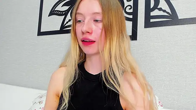 minidivaa  online show from 7, 2, 2025