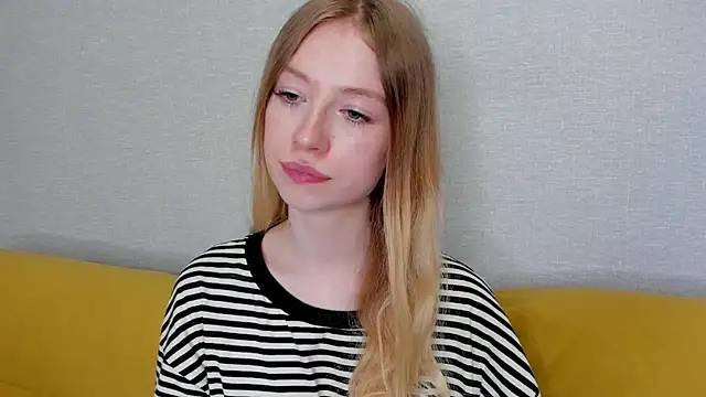 minidivaa  online show from 26, 2, 2025