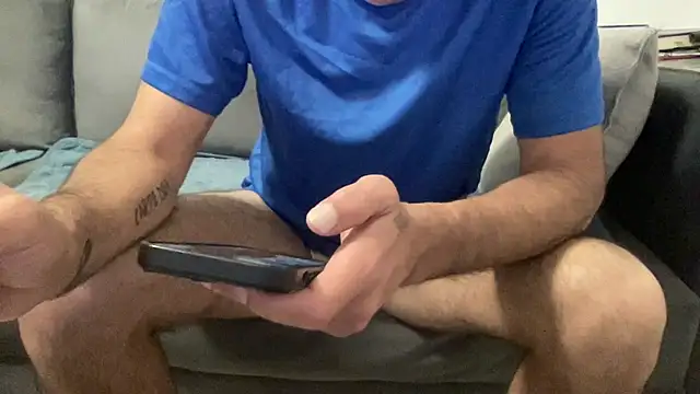 4small4inchlol online show from 30, 4, 2026