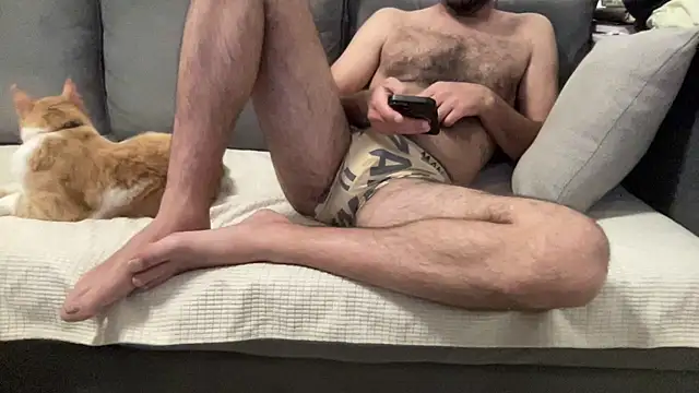 4small4inchlol online show from 17, 5, 2026