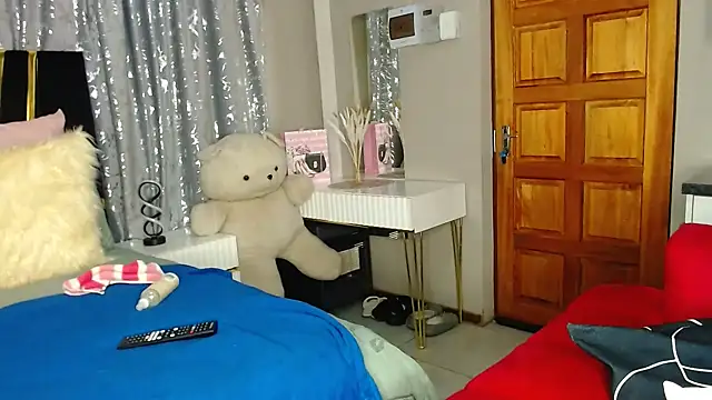 MissBigNipples online show from 6, 5, 2026