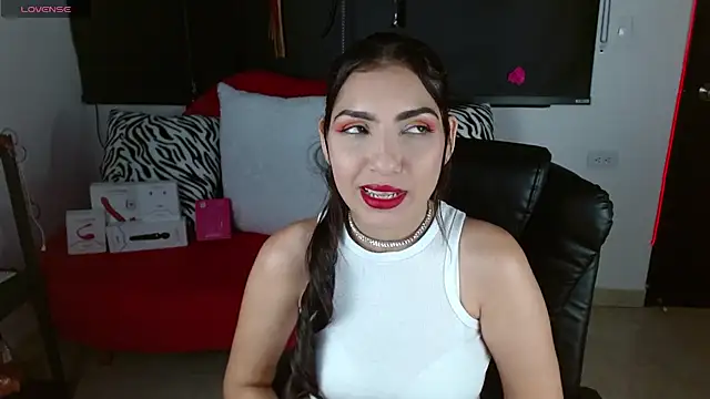 Carolaine69  online show from 26, 9, 2025