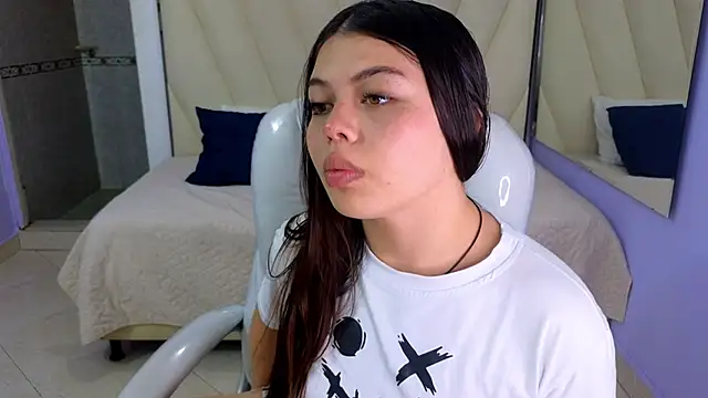 Snapshot of Sexy_paradise18_ chatting on 22, 12, 2024 Sexy paradise18  online show from 22, 12, 2024