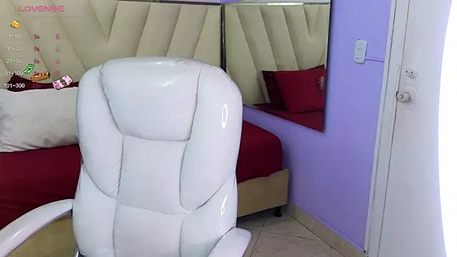 Snapshot of Sexy_paradise18_ chatting on 28, 1, 2025 Sexy paradise18  online show from 28, 1, 2025