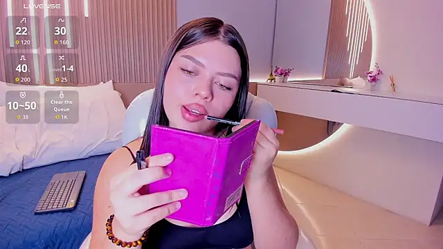 Snapshot of Sexy_paradise18_ chatting on 12, 10, 2025 Sexy paradise18  online show from 12, 10, 2025