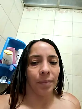 Snapshot of KatyLizz chatting on 10, 10, 2025 KatyLizz online show from 10, 10, 2025