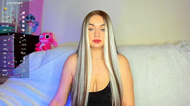 Snapshot of Maya_Willis chatting on 16, 2, 2025 Maya Willis online show from 16, 2, 2025