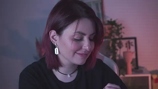 Lana  May online show from 21, 12, 2024