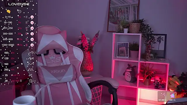 Lana  May online show from 8, 2, 2025