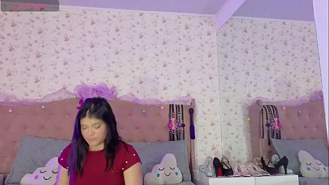 Snapshot of AvrillThomas chatting on 4, 1, 2025 AvrillThomas online show from 4, 1, 2025