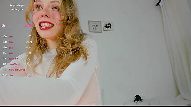 Snapshot of ass_latte chatting on 7, 12, 2024 ass latte online show from 7, 12, 2024