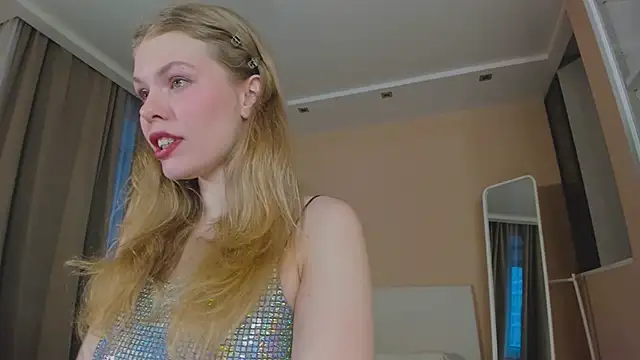 Snapshot of ass_latte chatting on 4, 10, 2025 ass latte online show from 4, 10, 2025