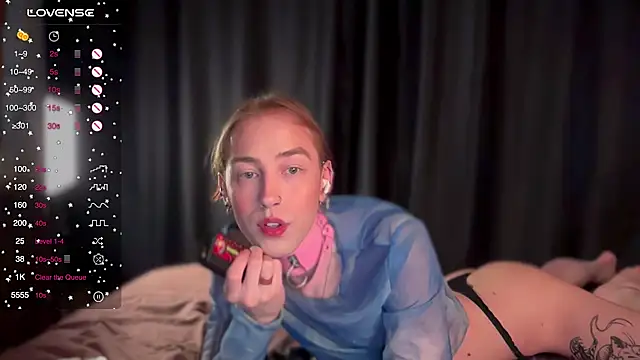 Avril Pearly  online show from 7, 10, 2025