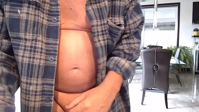 Snapshot of Toy-Daddy chatting on 3, 11, 2025 Toy-Daddy online show from 3, 11, 2025