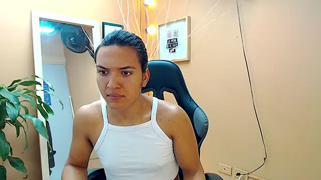 aslyhernandez 7 online show from 30, 1, 2025