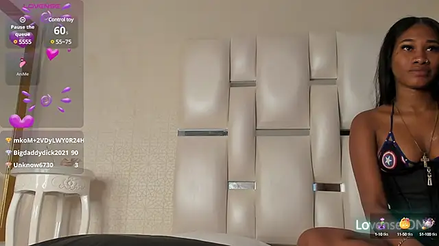 Snapshot of vayoleen chatting on 21, 2, 2025 vayoleen online show from 21, 2, 2025