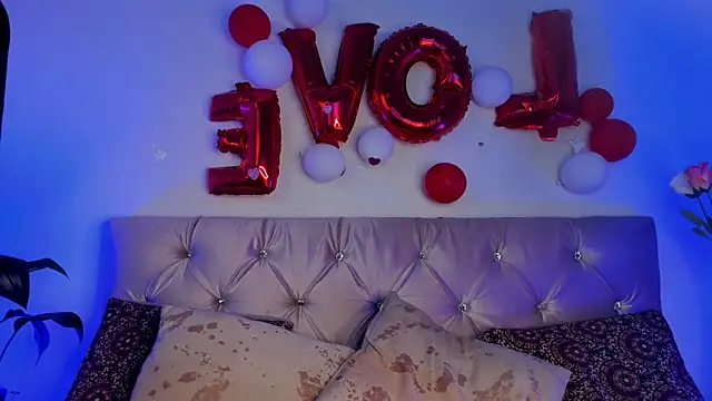 Redpandaa  online show from 4, 3, 2025