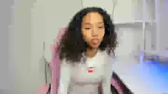 Snapshot of cedaya444 chatting on 27, 2, 2025 cedaya444 online show from 27, 2, 2025