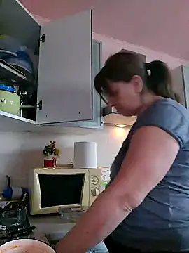 Snapshot of larylary6969 chatting on 12, 12, 2024 larylary6969 online show from 12, 12, 2024