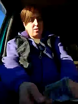 Snapshot of larylary6969 chatting on 4, 1, 2025 larylary6969 online show from 4, 1, 2025